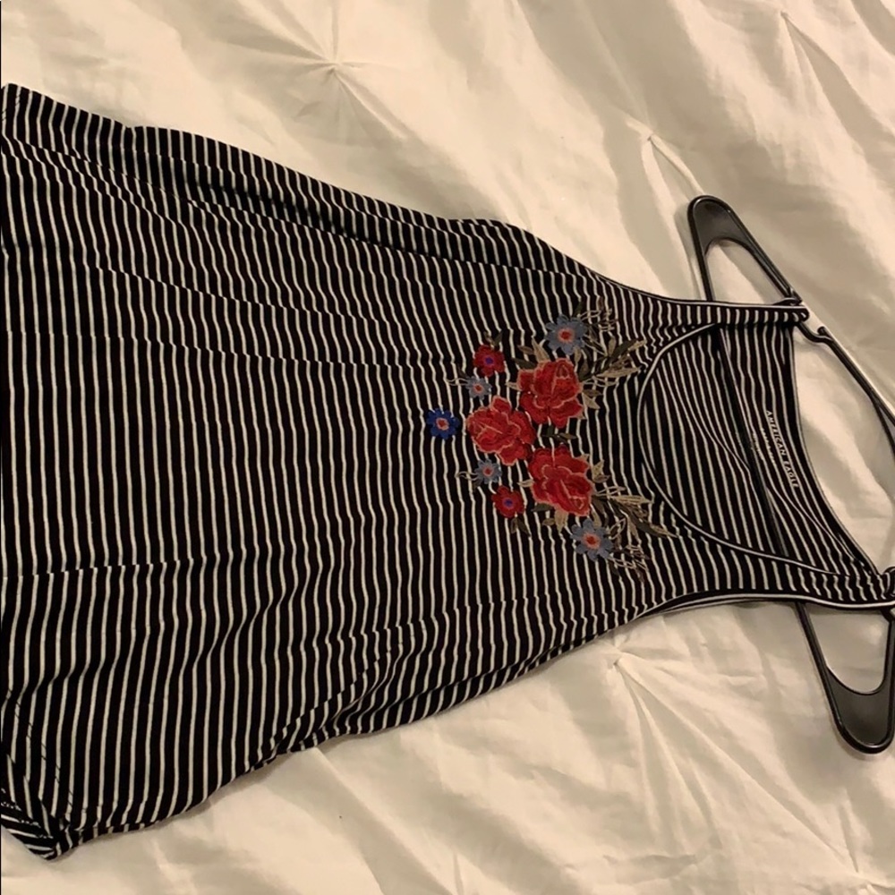 American eagle black and white stripe shirt